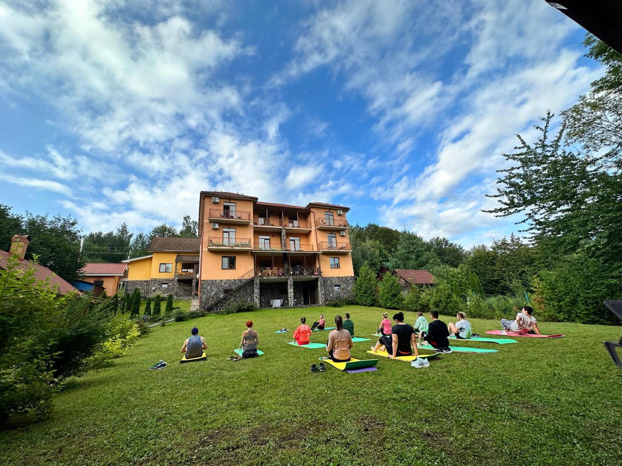 Vovk Gasthaus Sinyak  Εξωτερικό φωτογραφία